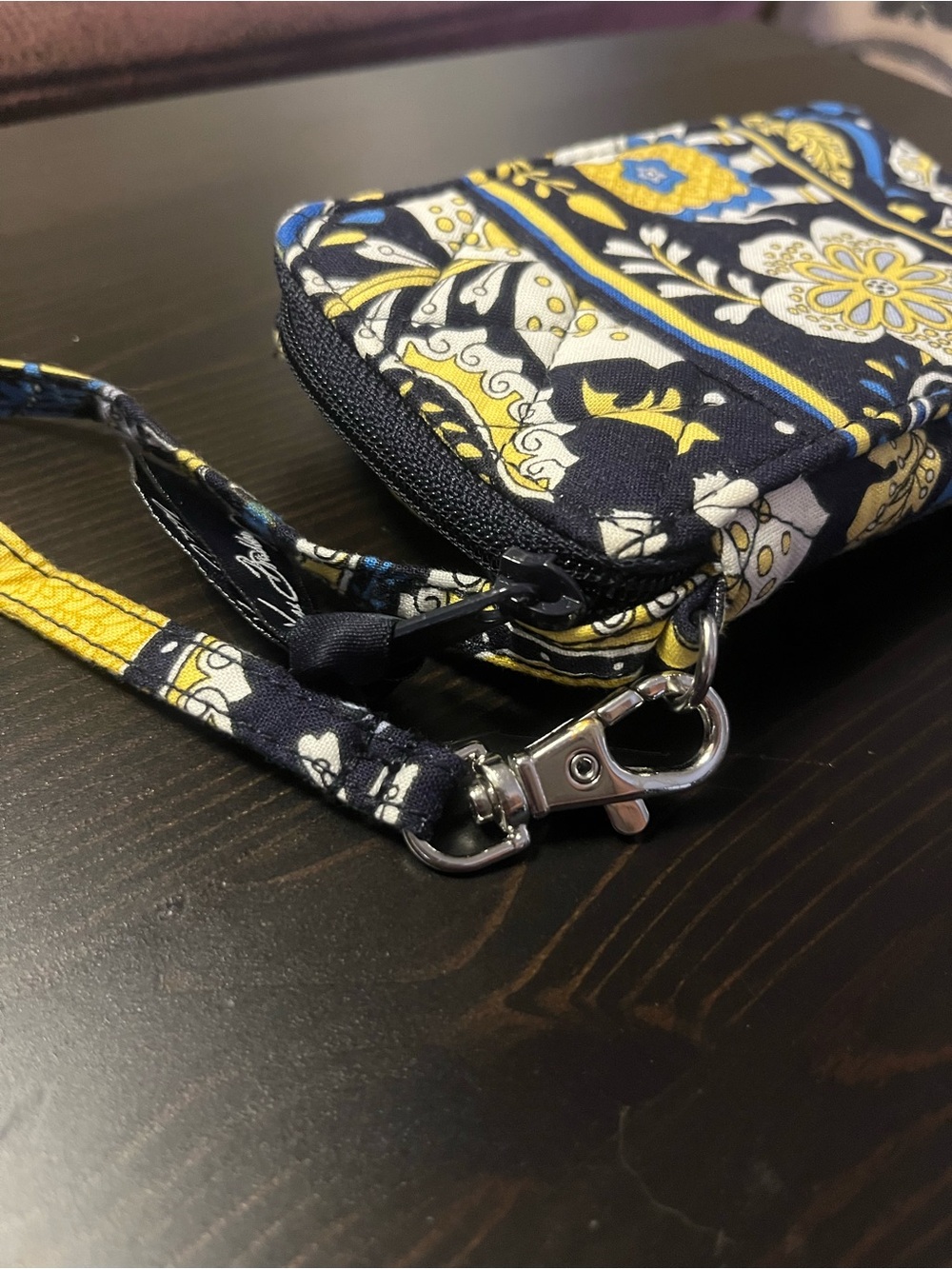 Retired Vera Bradley Ellie Blue Elephant Phone Case - Picture 2 of 5